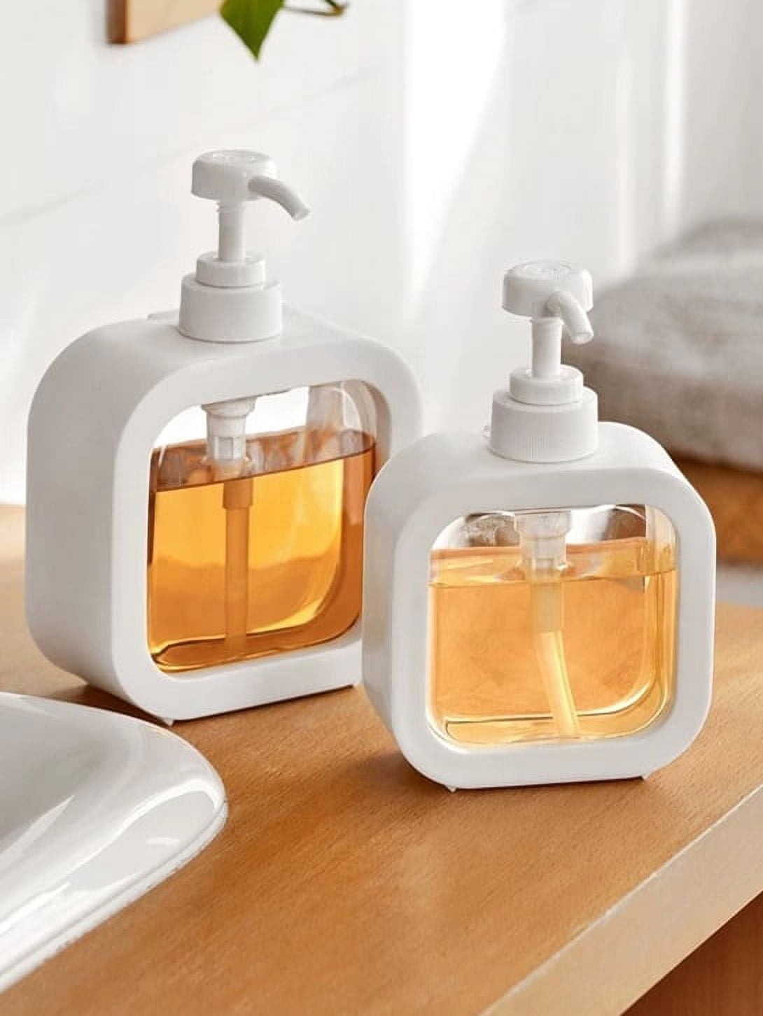 Soap Dispenser for Bathroom Kitchen Large-Capacity Dispensing Plastic Empty Bottle Bottled Hand Dish Soap Shower Gel Shampoo Soap Dispenser with Clear Reservoir Pump Top